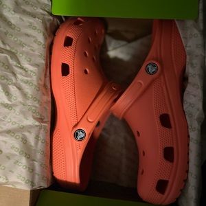 Coral crocs